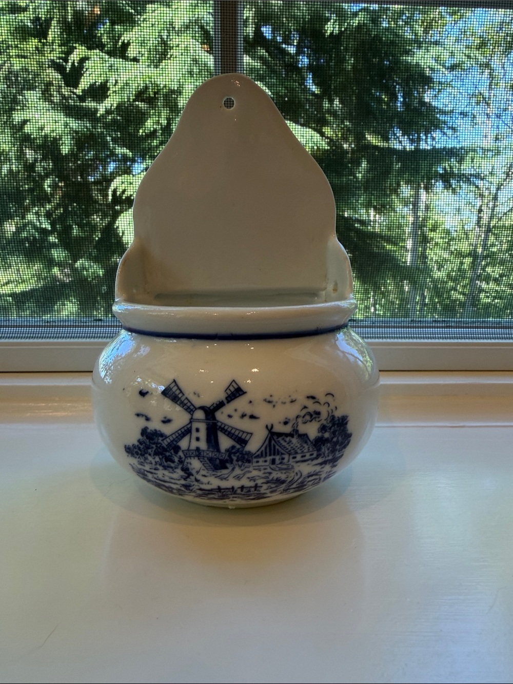 Vintage Teleflora Delft Wall Salt Box
Blue White Windmill